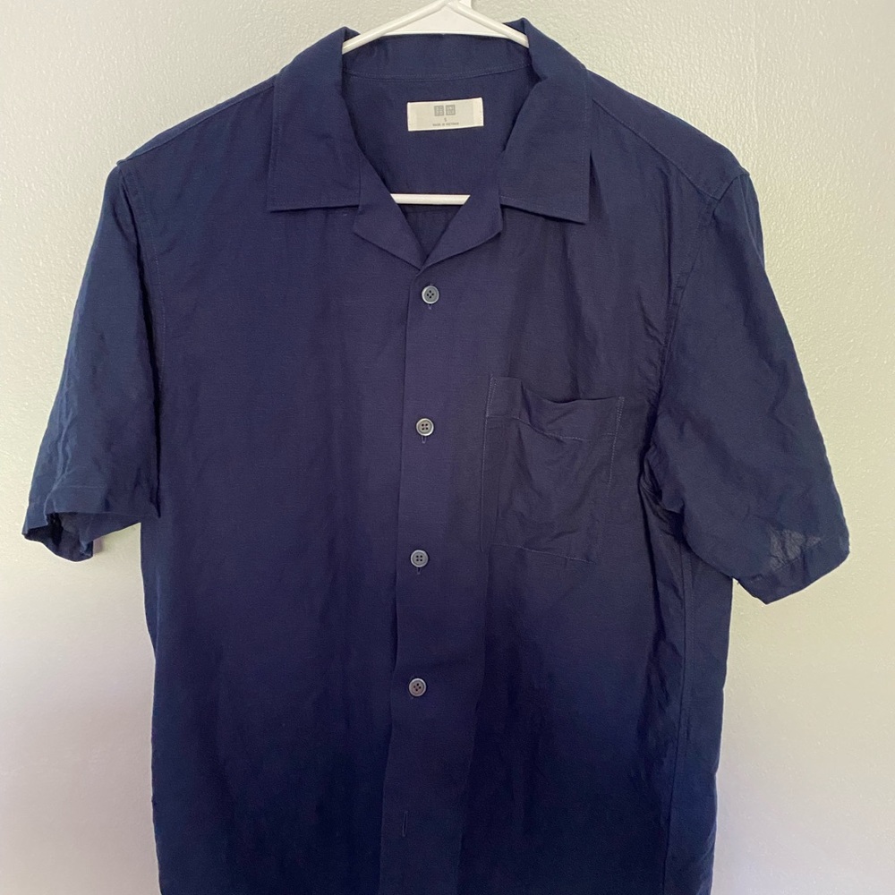 UNIQLO Open Collar Short-Sleeve Shirt